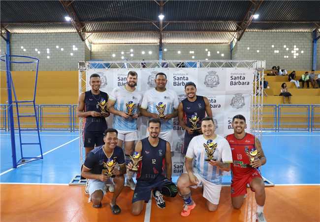 Fotos do Campeonato de Vôlei 